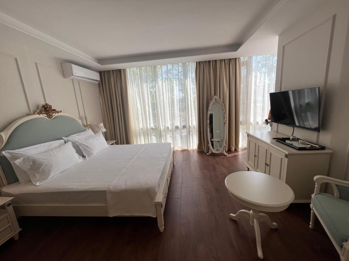 Sol Invictus Boutique Hotel Durres Albania Kültér fotó