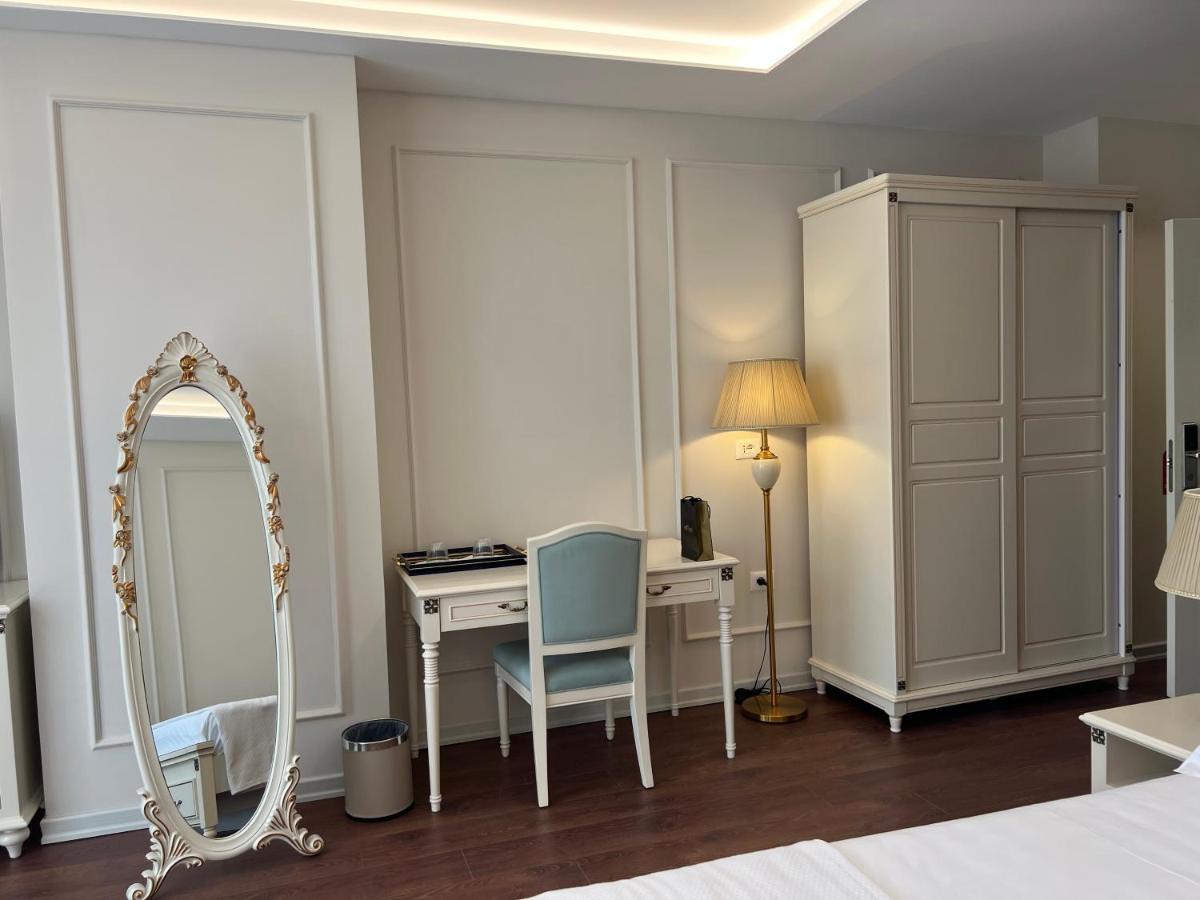 Sol Invictus Boutique Hotel Durres Albania Kültér fotó