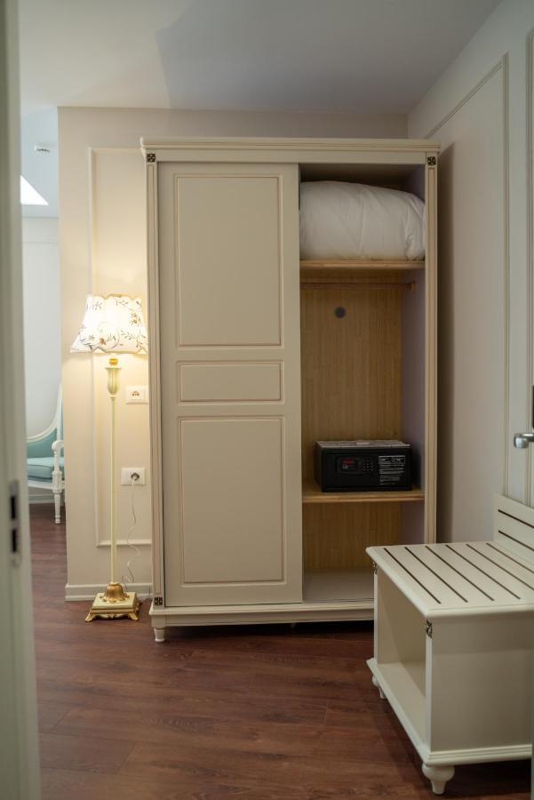 Sol Invictus Boutique Hotel Durres Albania Kültér fotó