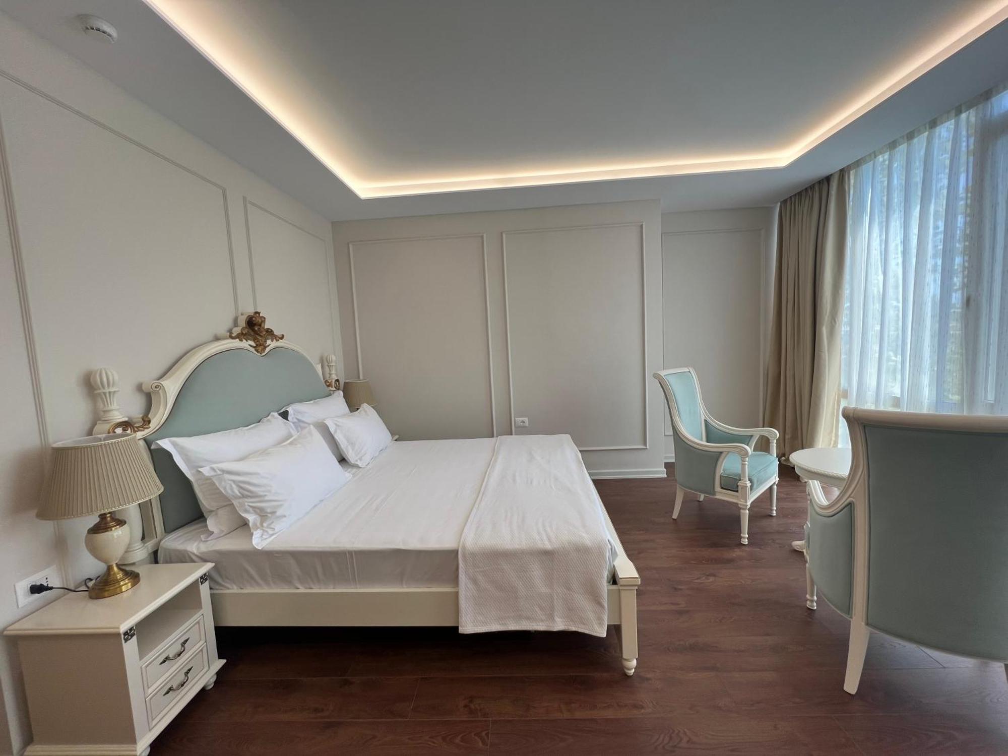 Sol Invictus Boutique Hotel Durres Albania Kültér fotó